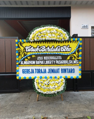 Papan Bunga Duka di Silandit